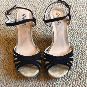 Qupid black wedges sandals size 6